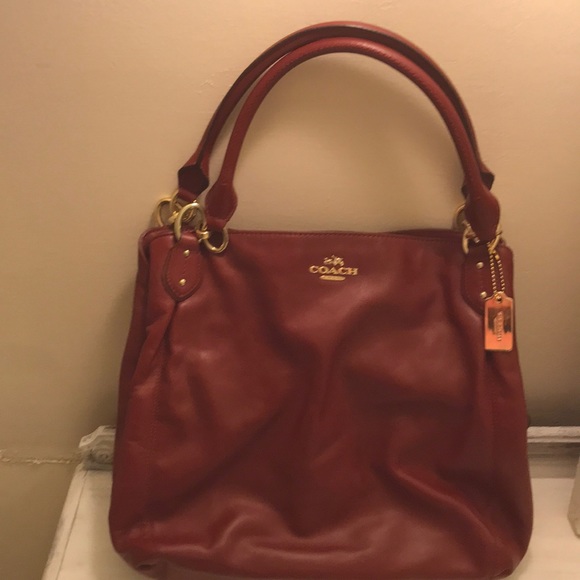 Deep red Coach shoulder bag - Picture 1 of 5